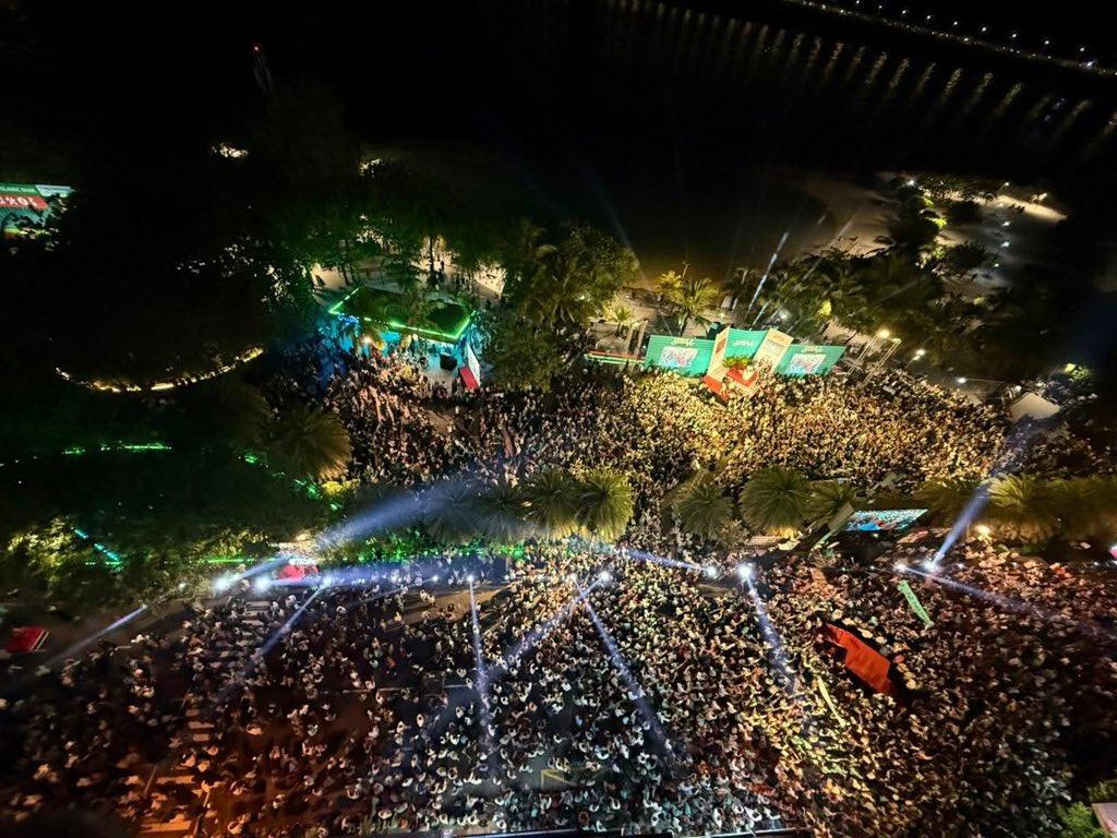 ޖަލްސާއަށް އައި މީހުންނާއެކު މުޅި އާޓިފިޝަލް ބީޗް ސަރަޙައްދު ފުރާލައިފި