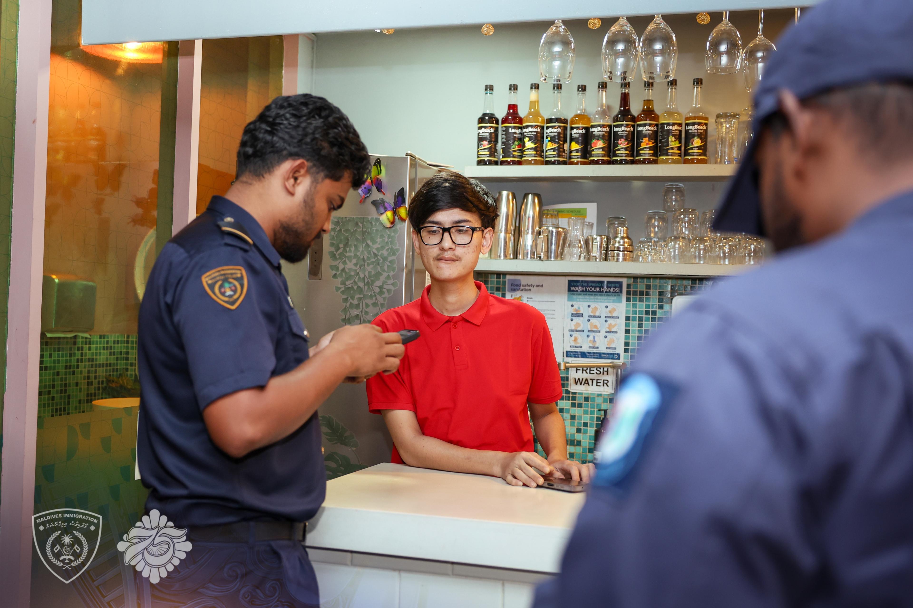 ގަވާއިދާ ހިލާފަށް ހުޅުމާލޭގައި އުޅޭ 7 ބިދޭސީއަކު ހައްޔަރުކޮށްފި 