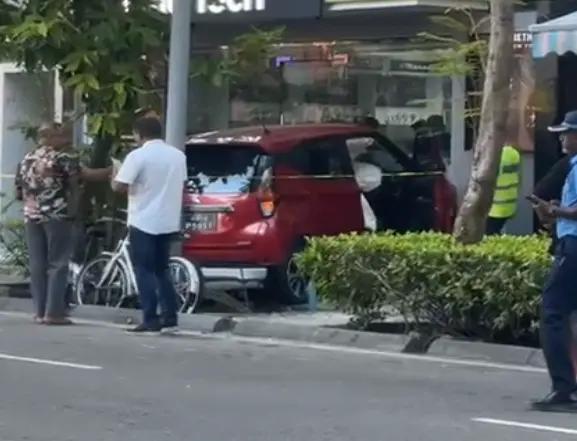 ކާރު އެކްސިޑެންޓުގައި ހައްޔަރުކުރި މީހުން 15 ދުވަހަށް ބަންދުކޮށްފި