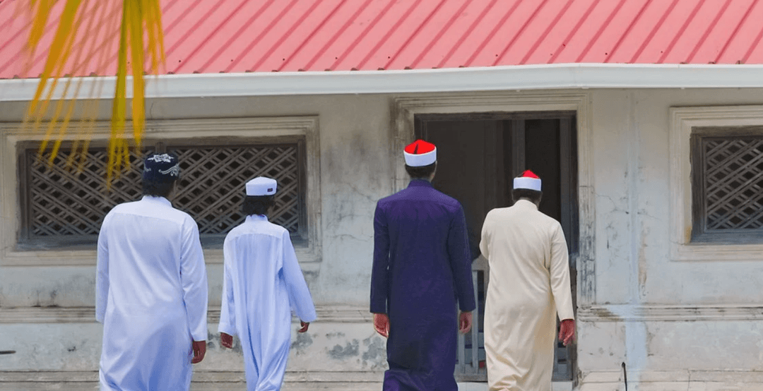 އިސްލާމީ ވުޒާރާއިން ޒުވާން ޚަޠީބުންނާއި ގުޅޭ ޑޮކިއުމެންޓްރީއެއް ނެރެފި