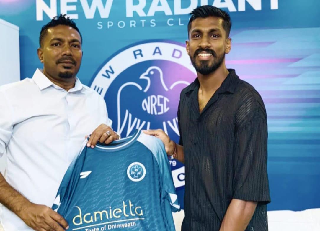 ނިއުގެ ގޯލު ބަލަހައްޓަން  ލަންކާ ގައުމީޓީމުގެ ތަޖުރިބާކާރު ގޯލު ކީޕަރު  ކަވީޝް 