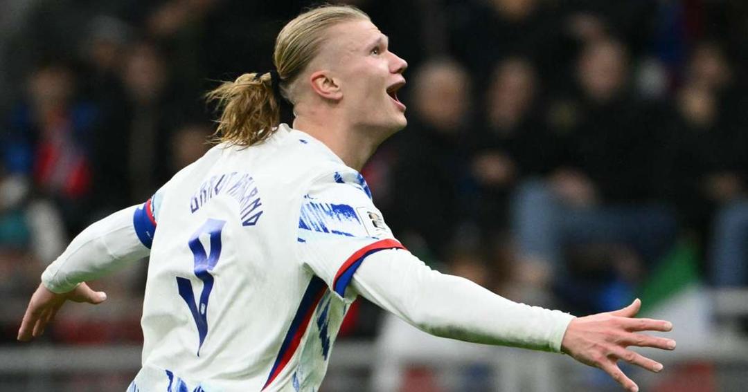 ހާލަންޑްގެ ދެގޯލާއެކު ވަރުގަދަ އިޓަލީ ބަލިކޮށް ނޯވޭ އެއްވަނައިގައި ވޯލްޑްކަޕަށް