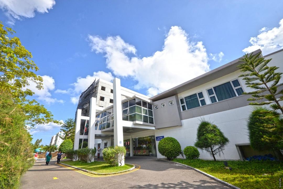 ހުޅުމާލެ ހޮސްޕިޓަލުގެ ޚިދުމަތްތަކަށް ދިވެހި ފައިސާގެ ނޫޓު ބަލައިގަތުން މެދުކަނޑާލީ ކޮވިޑްތެރޭގައި، އެމްޑީޕީގެ ވެރިކަމުގައި 