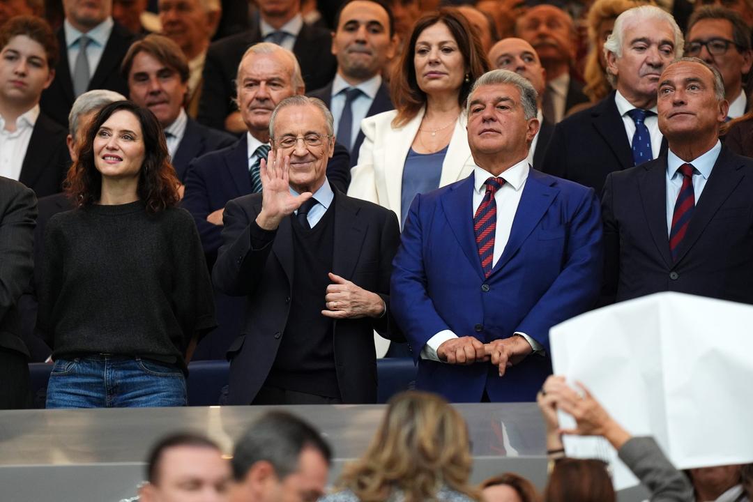 ޕެރޭޒްއަށް ބާސެލޯނާގެ ރައީސްގެ ވަރުގަދަ ރައްދެއް، އަސްލު އެއްވަނައިގައި އޮންނަންޖެހޭނީ އަހަރެމެން