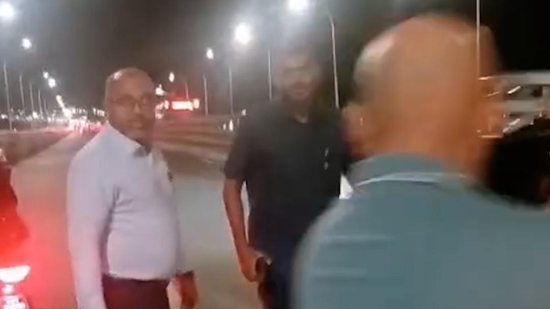 ބްރިޖުގައި އެކްސިޑެންޓެއް: އަނިޔާވި މީހުންނަށް އެހީވުމުގައި ވަޒީރު އިޙްސާން