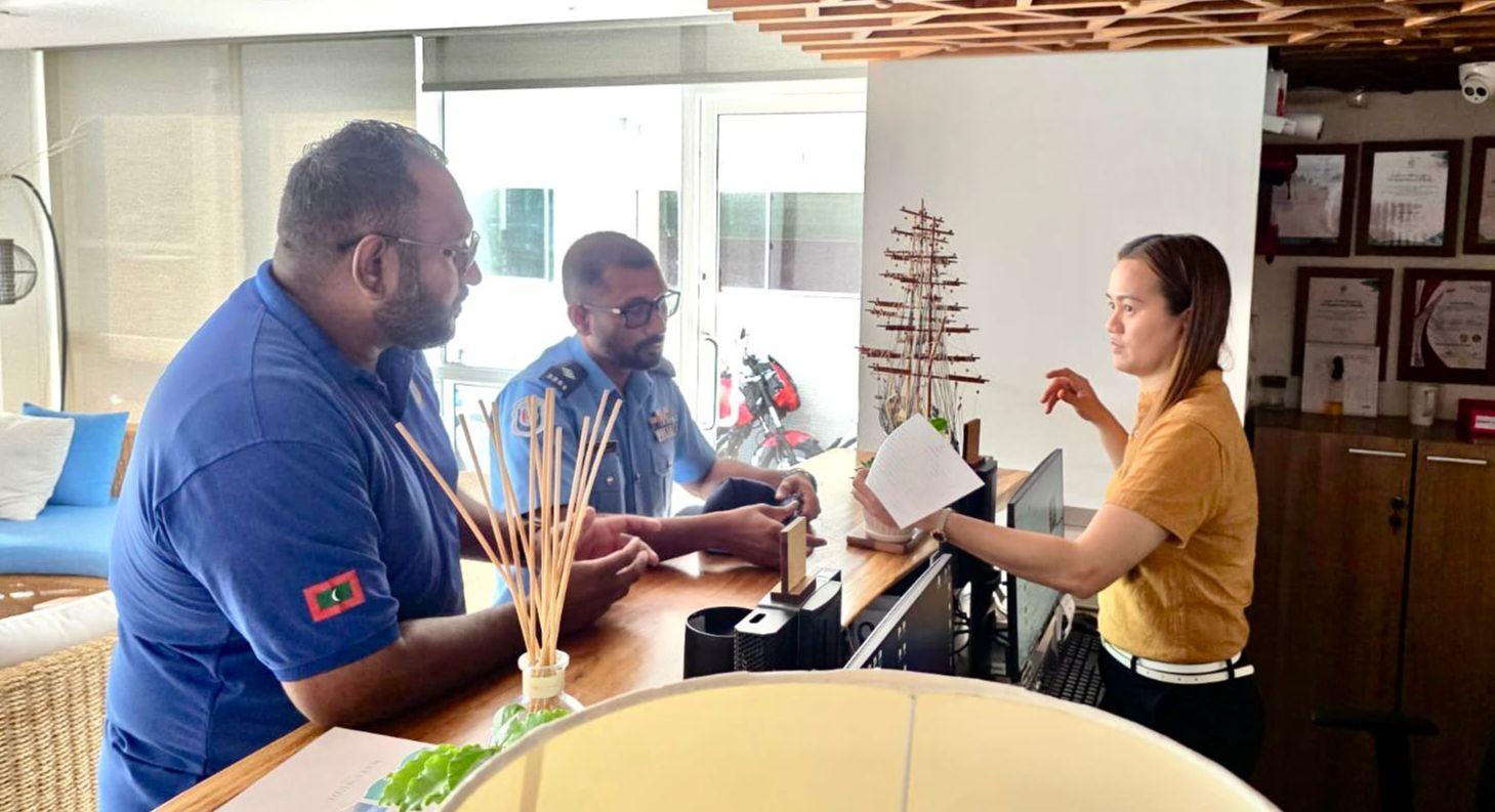 ހުޅުމާލެ ގެސްޓު ހައުސްތަކަށް ޒިޔާރަތްކޮށް، މައުލޫމާތު ދިނުމުގެ ޕްރޮގްރާމެއް