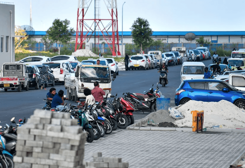 ހުޅުމާލޭގައި ހުރި ބޭނުން ނުކުރާ އުޅަނދުތައް ނެގުމުގެ ޕްރޮގްރާމެއް ފަށައިފި