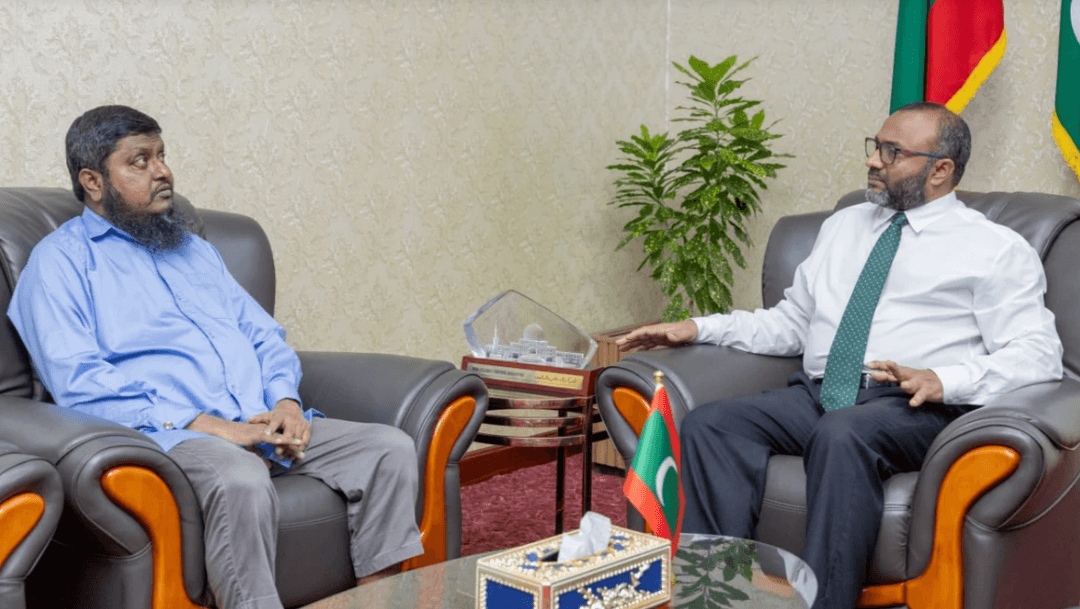 ނައިފަރު ޝައިޚުގެ ޚިދުމަތް ރައްޔިތުންނަށް ލިބޭނެހެން ސަރުކާރުގެ ދީލަތި 'ހަދިޔާ' އެއް