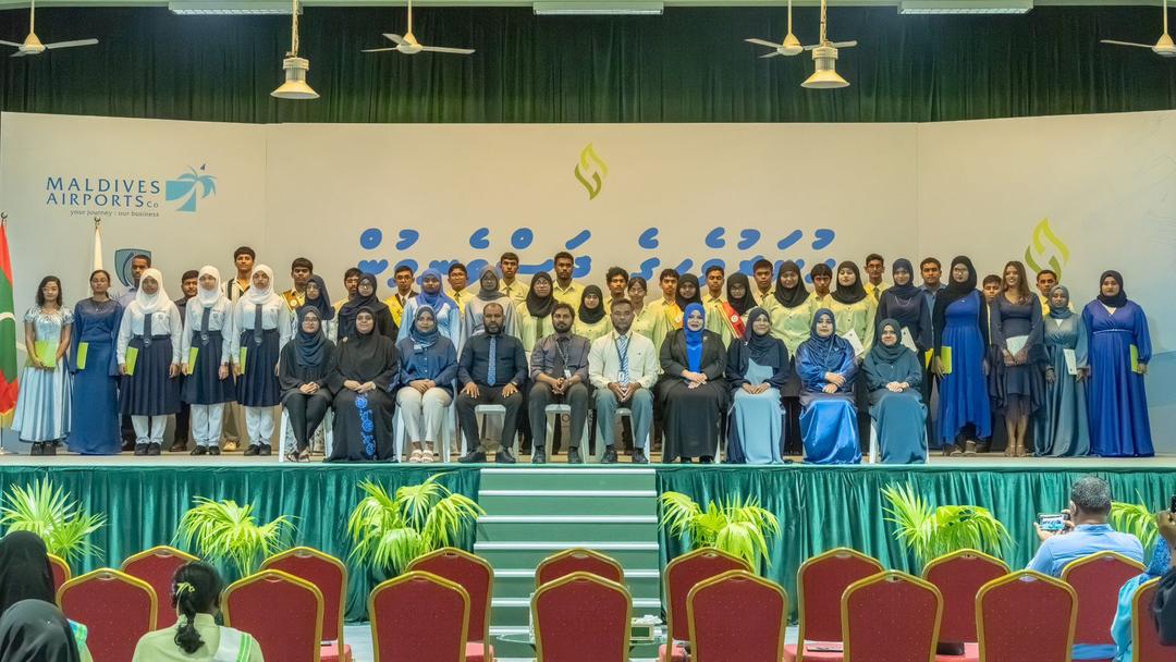 އެމްއޭސީއެލްގެ އެހީގައި ހުރަވީ ސްކޫލުގައި ގާއިމްކުރި ''ހުނަރު ވެހި''އިން ހިންގި ކޯސްތަކުގެ ފުރަތަމަ ދަސްވެނިވުން ބާއްވައިފި