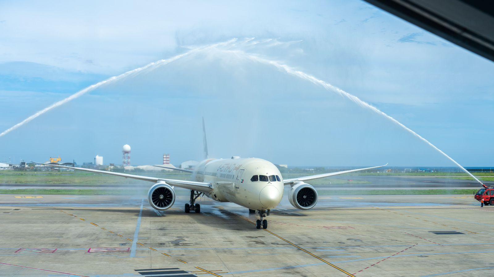 ވީއައިއޭގެ އައު ޓާމިނަލުން ޔޫއޭއީގެ އިއްތިހާދު އެއާވޭސްއަށް ހިދުމަތްދޭން ފަށައިފި 