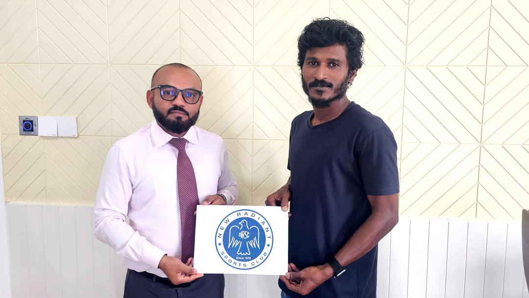 ގޯލްޑް ކަޕްގެ މޮޅު ކުޅުންތެރިޔާ ފާއްޓޭ ނިއުރޭޑިއަންޓަށް!