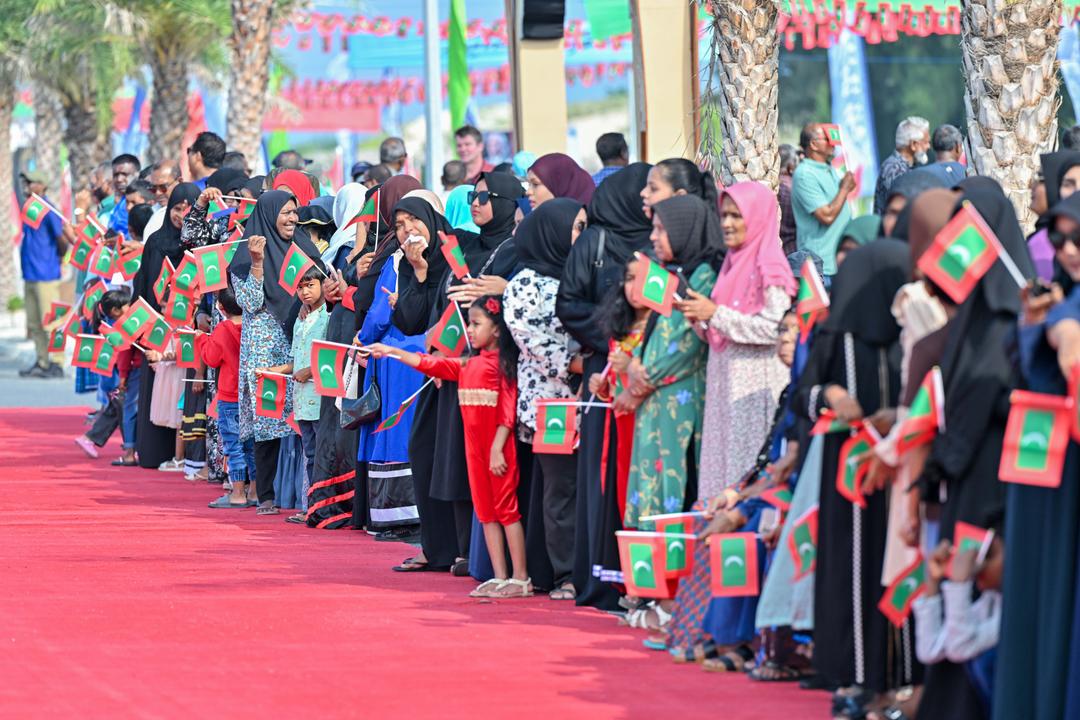 ފައިދާކުރަނިވި މާހައުލެއް ބިނާކުރުމުގެ އެންމެ މުހިންމު ބިންގަލަކީ އަންހެނުން: ރައީސް