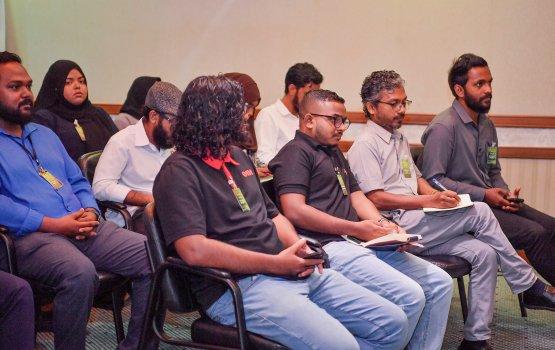 އަހަރެއްވެފައިވާ މީޑިއާތަކަށް މާލީ އެހީ ލިބޭގޮތަށް އުސޫލު ބަދަލުކޮށްފި