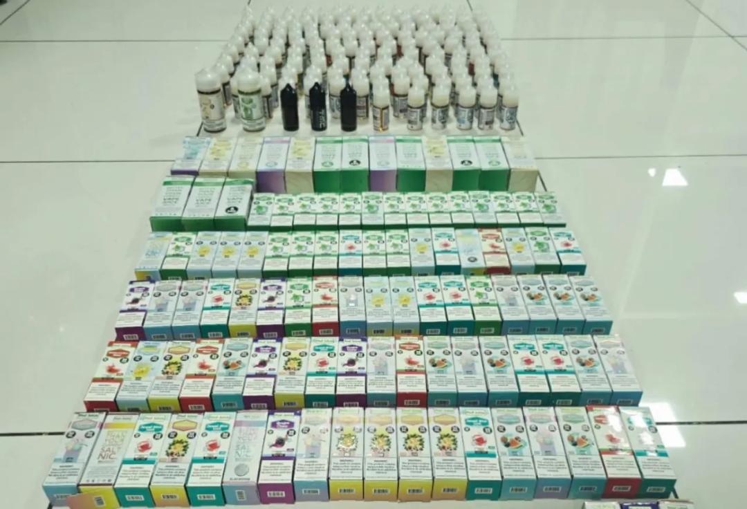 މަނާކުރިފަހުން 73،000 އަށްވުރެ ގިނަ ވޭޕްގެ ސާމާނު އަތުލައިގެންފި