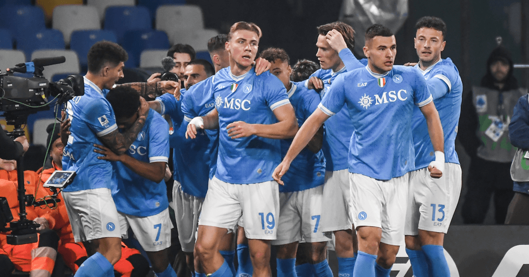 ހޮއިލަންޑްގެ ގޯލާއެކު ޔުވެންޓަސް ބަލިކޮށް ނަޕޮލީ އެއްވަނައަށް 