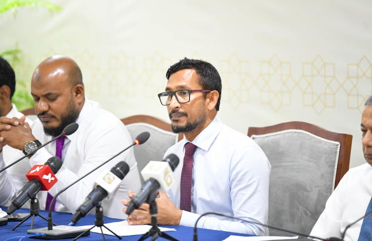 އެމްޑީޕީއަށް ކޮމިޓީތައް ދިނީ އޯގާތެރިކޮށް، އެއީ ކޮށްދޭ ހެޔޮކަންނުފެންނަބައެއް: ފަލާހް