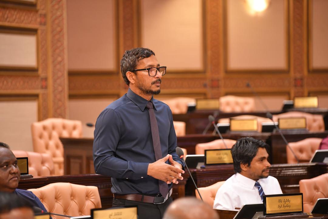 އެމްޑީޕީގެ ލީޑާޝިޕުގައި ވައްކަން ނުކުރާ އެކަކު ވެސް ނެތް: ފަލާހް