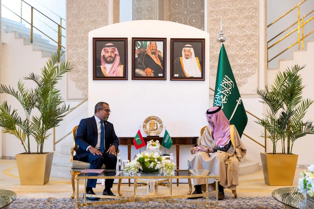 ޚާރިޖީ ވަޒީރު، ސައުދީއަށް ކުރެއްވި ދަތުރުފުޅު ނިންމަވާލައްވައިފި 