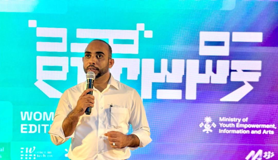 ޖަމްޢިއްޔާތަކުން ހިންގާ މަޝްރޫޢުތަކަށް ފައިސާގެ އެހީ ދެނީ 