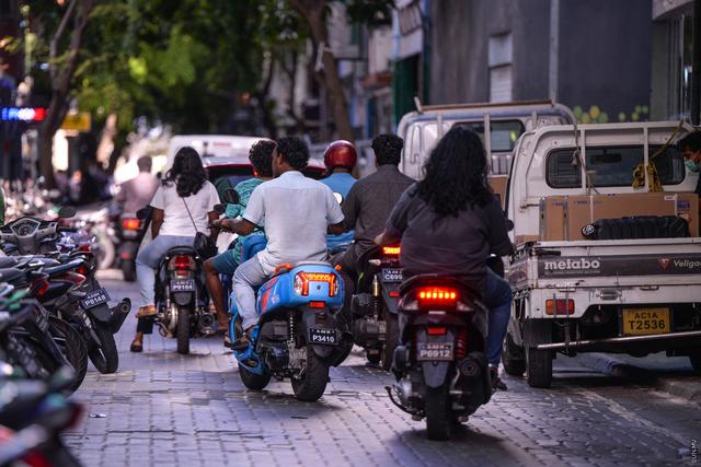 ބޭރުގެ ލައިސަންސްތަކަށް ހުއްދަދޭއިރު ޑްރައިވިންގ ޓެސްޓު ހަދަން ދެން ޖެހޭނެ