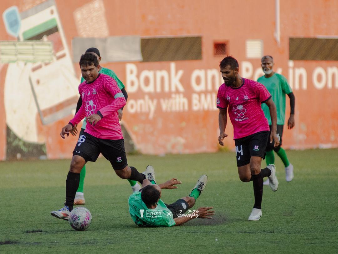 ޑިފެންޑިން ޗެމްޕިއަން ހުޅުމާލެ ވެޓެރަންސް ލީގު ފައިނަލަށް