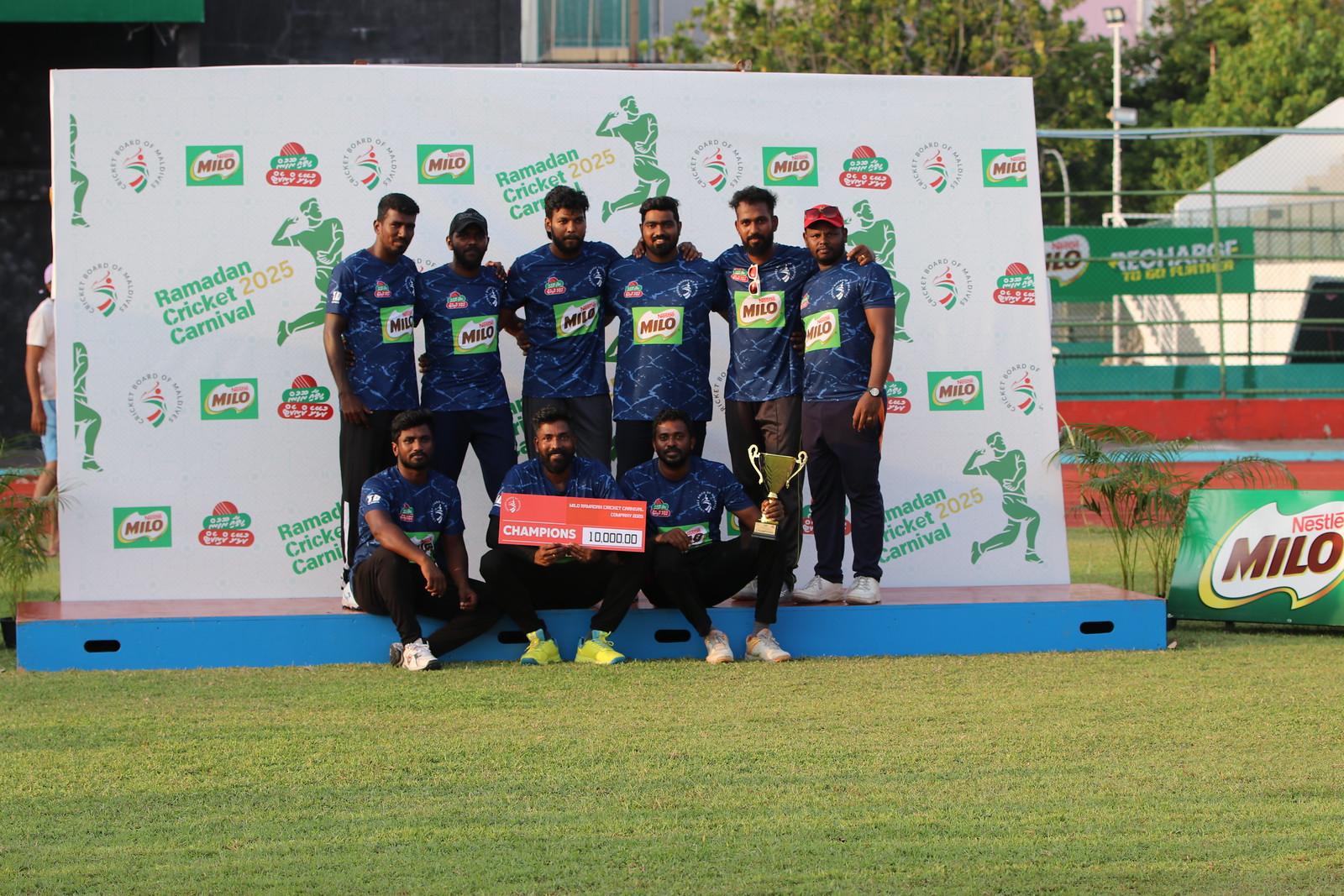 ހިރާސާ ކެމިސްޓް. ފޮޓޯ: ކްރިކެޓް ބޯޑް 