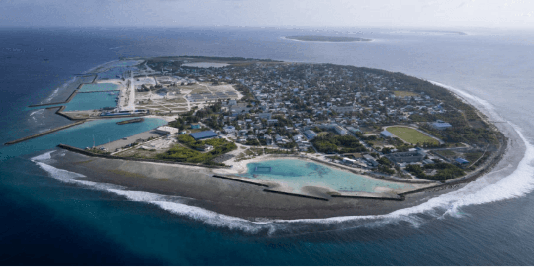 ފިހާރައަކަށް ކަތިވަޅިއެއް ހިފައިގެން ވަން މީހަކު އެއް އަހަރަށް ޖަލަށް