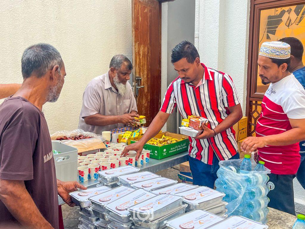 އެލައިޑުން މާލެ ސަރަހައްދުގެ މިސްކިތްތަކުގައި އިފްތާރު ޕެކް ބަހަނީ 