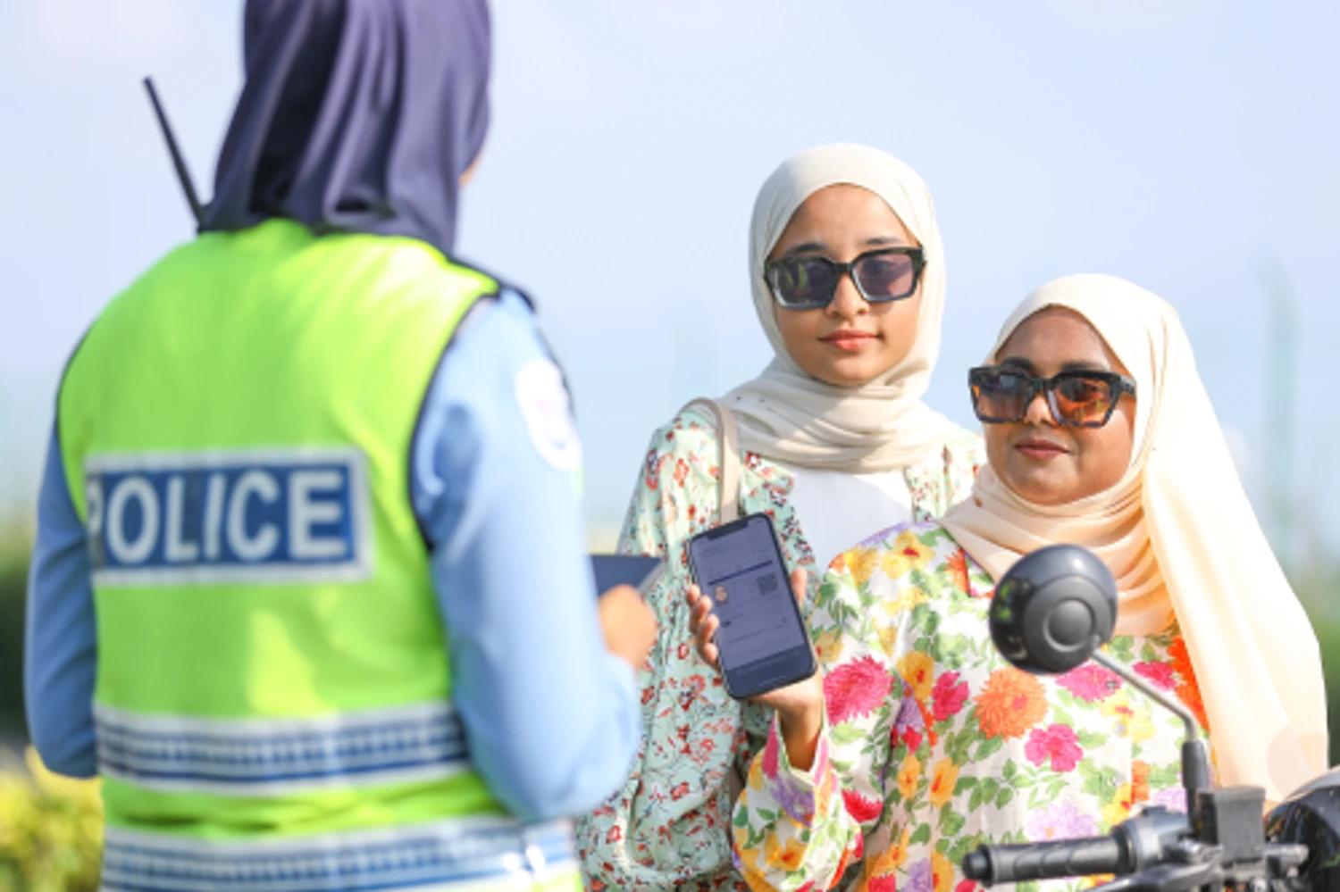 ޑްރައިވިން ލައިސަންސް ތިއަރީ އިމްތިޙާނު މިނިސްޓްރީ އޮފް ޓްރާންސްޕޯޓުން ކުރިއަށް ގެންދަން ފަށައިފި