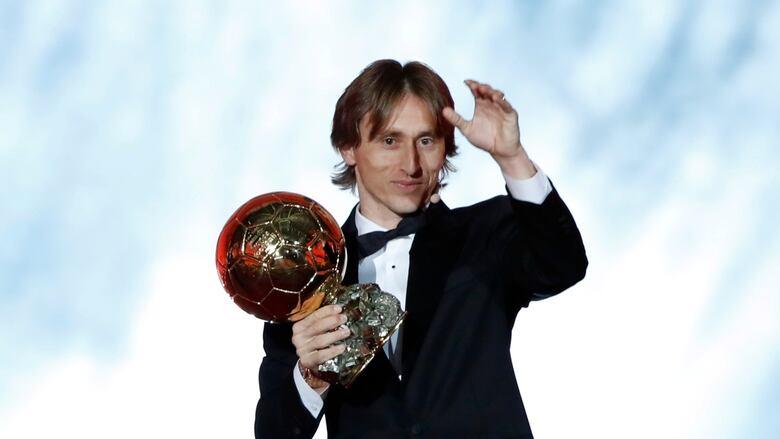 ލޫކާ މޮޑްރިޗް އިނގިރޭސި ކުލަބެއްގެ ހިއްސާދާރަކަށް ވަނީ