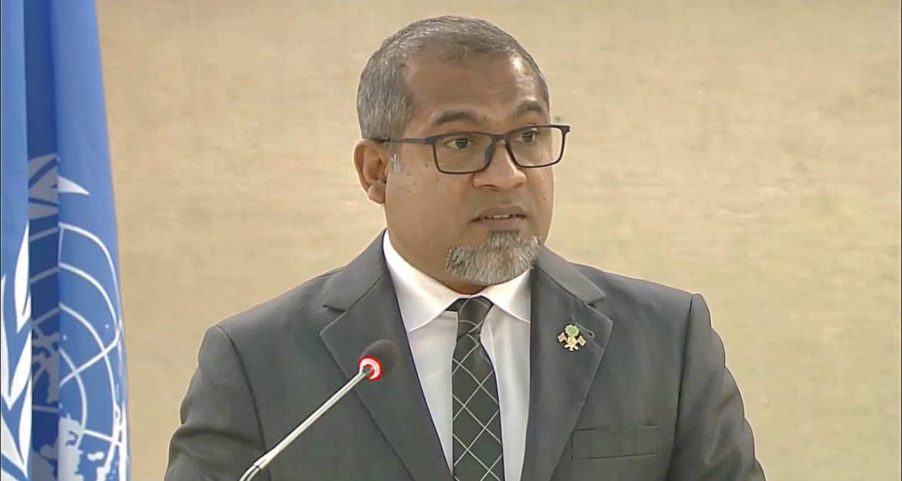 ޚާރިޖީ ވަޒީރު އިންޑިއާއަށް ވަޑައިގެންފި