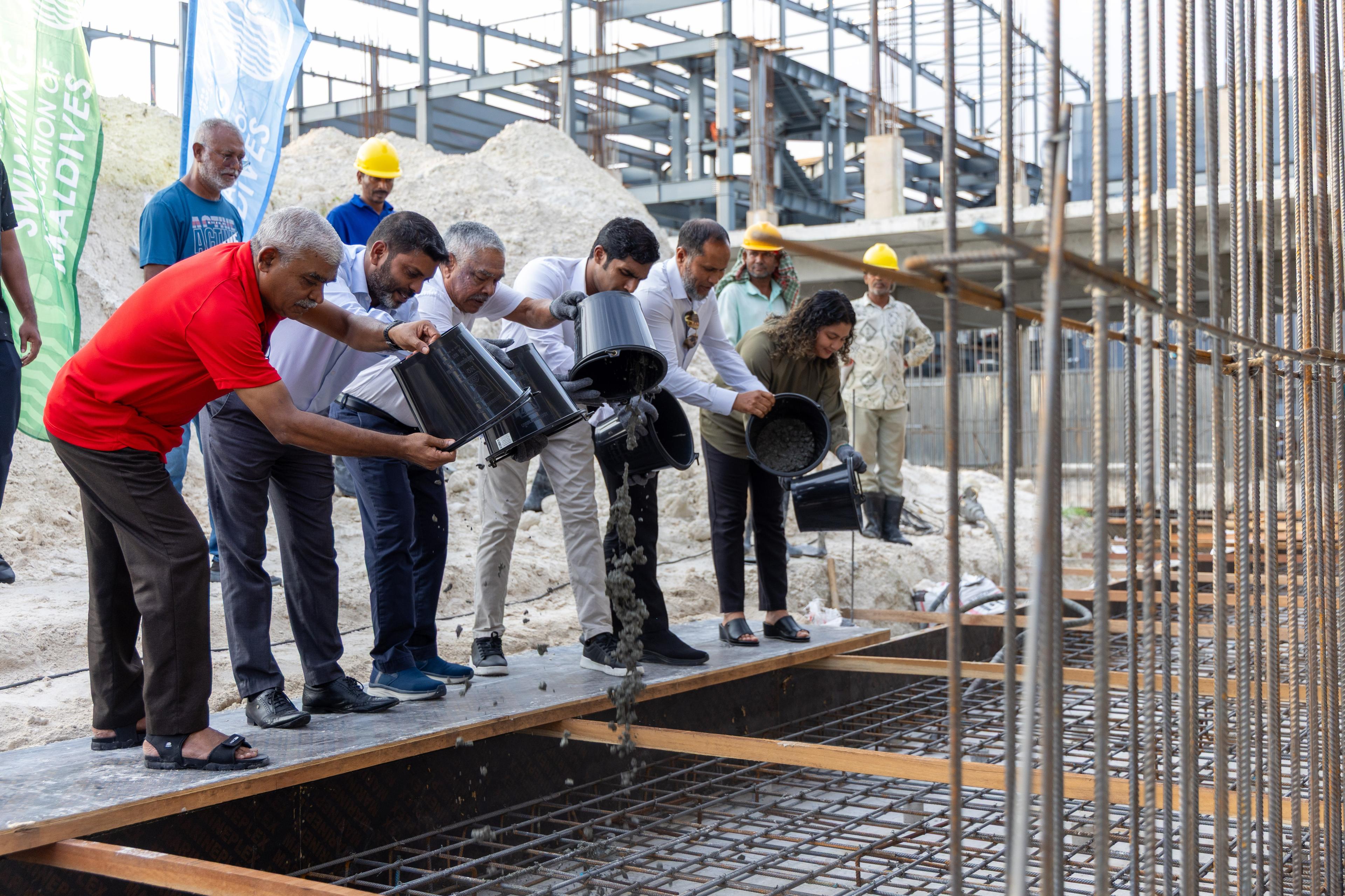 މި މަޝްރޫއުގެ ބިންގާ އެޅުމުގެ ރަސްމިއްޔާތުގެގެތެރެއިން. ފޮޓޯ: އިސްމާޢިލް ޠާރިޤް. އިމޭޖެސް.އެމް.ވީ