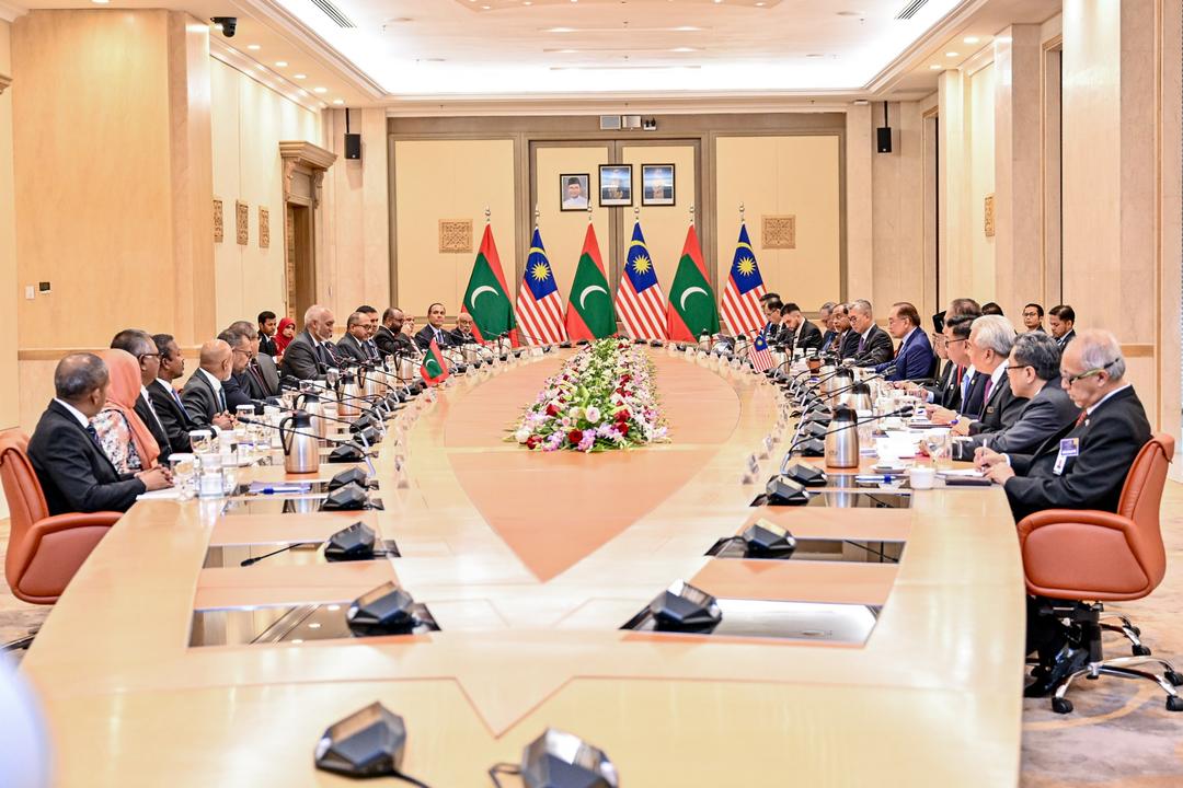 މެލޭޝިޔާ ދަތުރުފުޅަށްފަހު ރައީސް މާލެ ވަޑައިގެންފި 