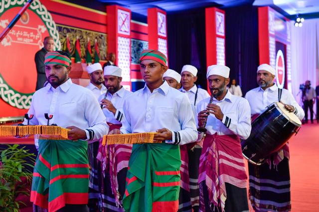 ޤައުމީ އިނާމަށް ނަން ހުށަހެޅުމުގެ ފުރުޞަތު އާދިއްތަ ދުވަހު ހުޅުވާލަނީ