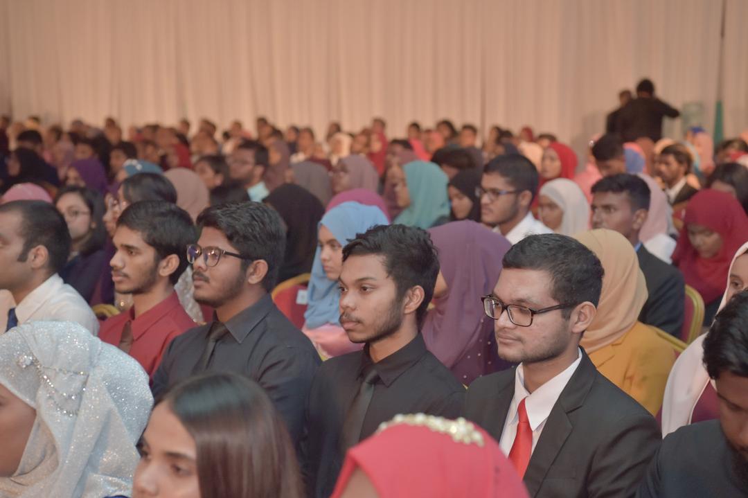 ޗައިނާއިން ހިލޭ ޕީއެޗްޑީއާއި މާސްޓަރސްއަށް ކިޔެވުމުގެ 39 ސްކޮލަރޝިޕަށް ހުޅުވާލައިފި