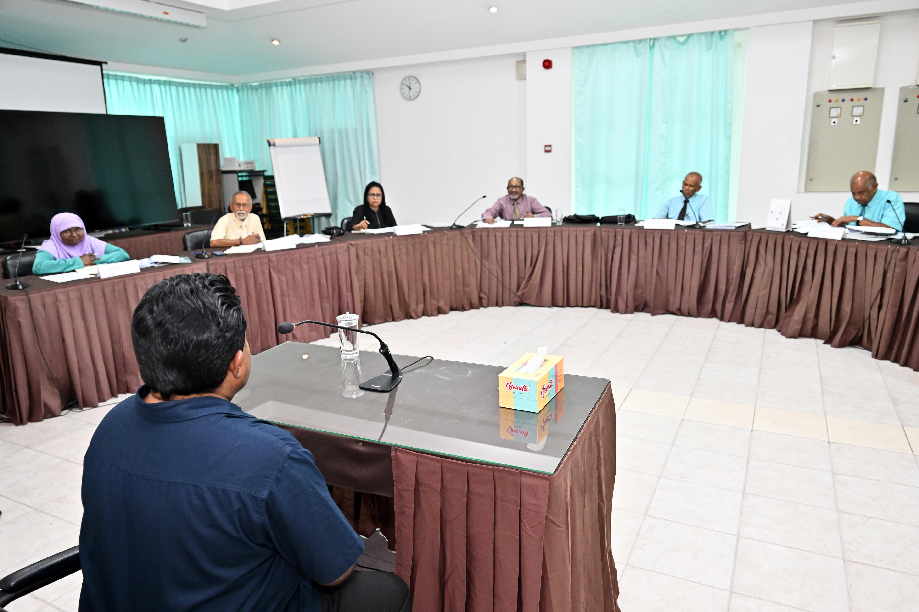 ދައުލަތަށް ޚިދުމަތް ކުރުމުގެ އިނާމަށް މި އަހަރު 141 ބޭފުޅުން ފޯމު ހުށަހަޅުއްވައިފި