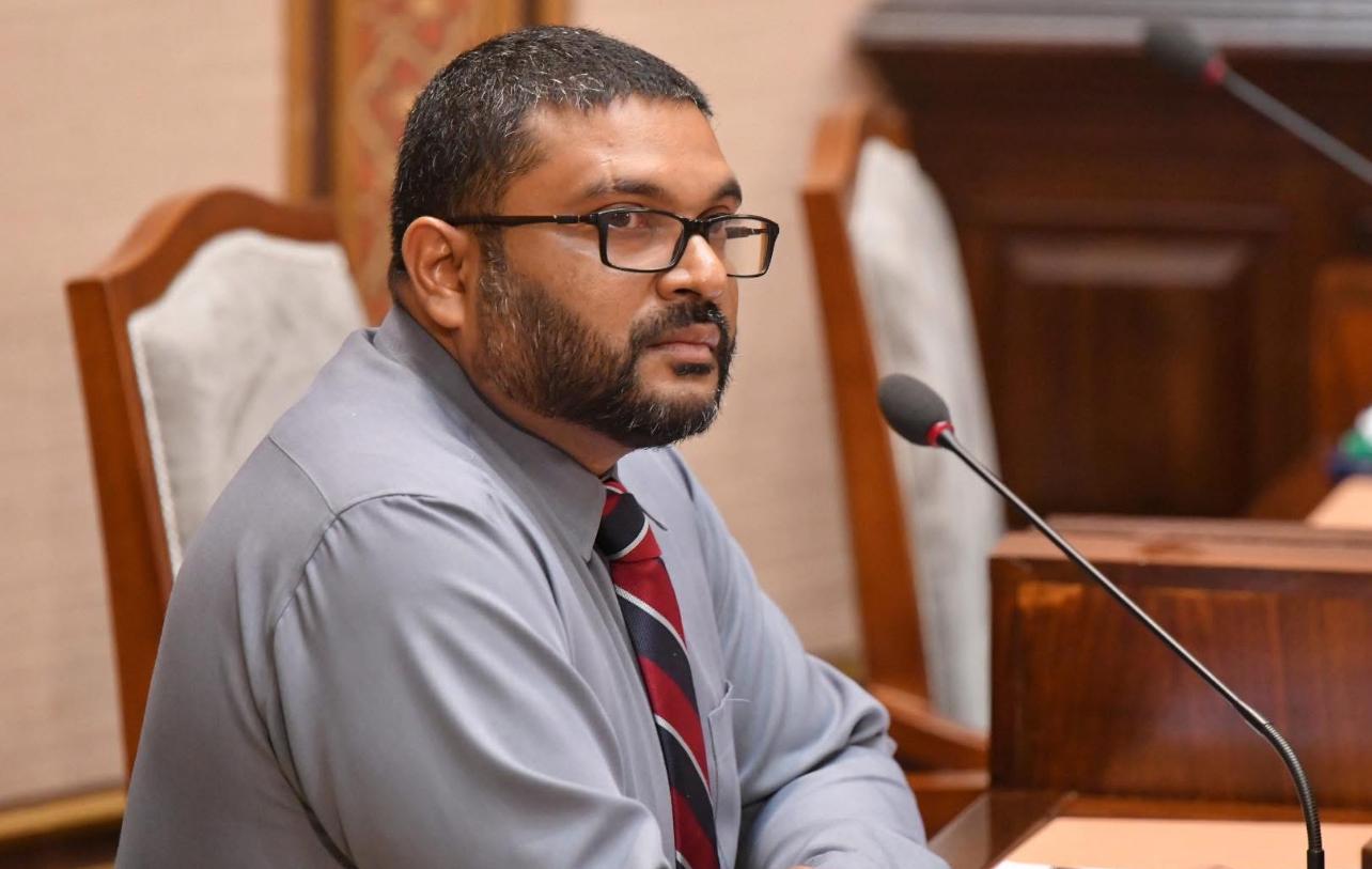 އިންޑިއާ 75 ސިފައިން ގޮސްފި، އެމީހުން އެއްވެސް ހަތިޔާރެއް ނުގެންގުޅޭ: ވަޒީރު