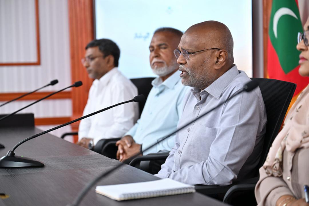 ޔުމްނު ވެއްޓުނު މައްސަލައާ ގުޅުންހުރި ތަންތަނަށް ކޮމިޝަނުން ޒިޔާރަތްކުރަނީ 