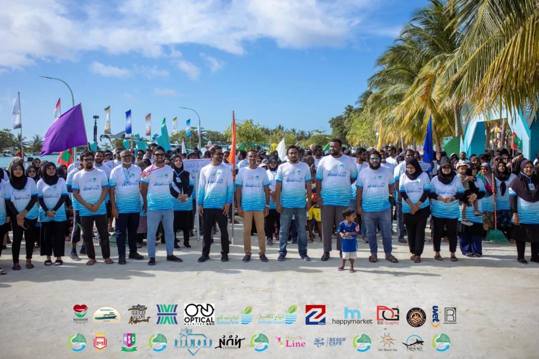 "މަގޭ ވެށި - ޗާލު މަތިވެރި" ނަމުގައި މުޅި ރަށް ސާފުކުރުމުގެ ހަރަކާތެއް މަތިވެރީގައި ހިންގައިފި 