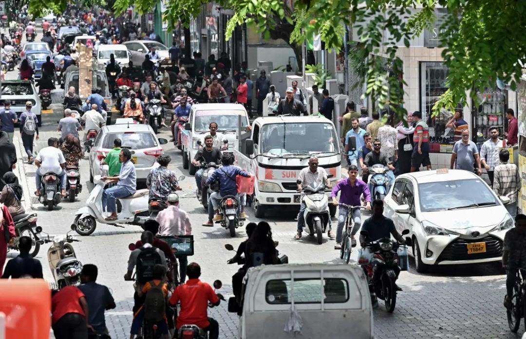 އީދު ދުވަހުގެ ހަވީރު މާލެ ސަރަހައްދުގެ މަގުތަކުގައި ވެހިކަލް ދުއްވުން މަނާ