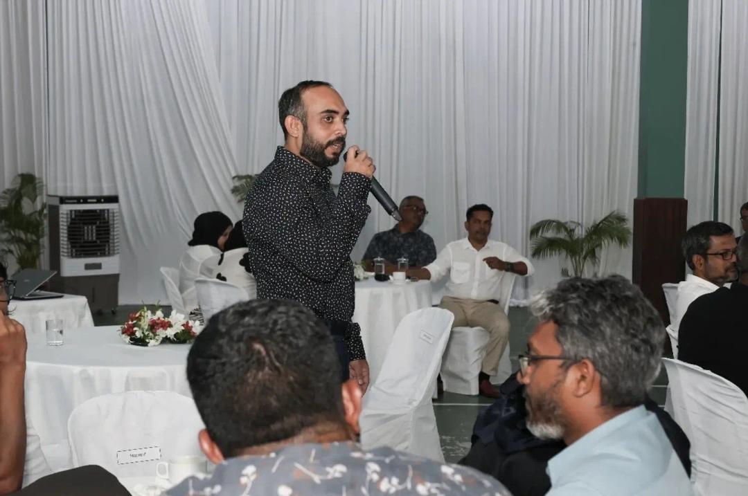 ނޫސްވެރިކަމުގެ ހުނަރުތައް ތަރައްގީކުރުމަށް ބީބީސީގެ އޮންލައިން މާސްޓަރކްލާހެއް ބާއްވަނީ