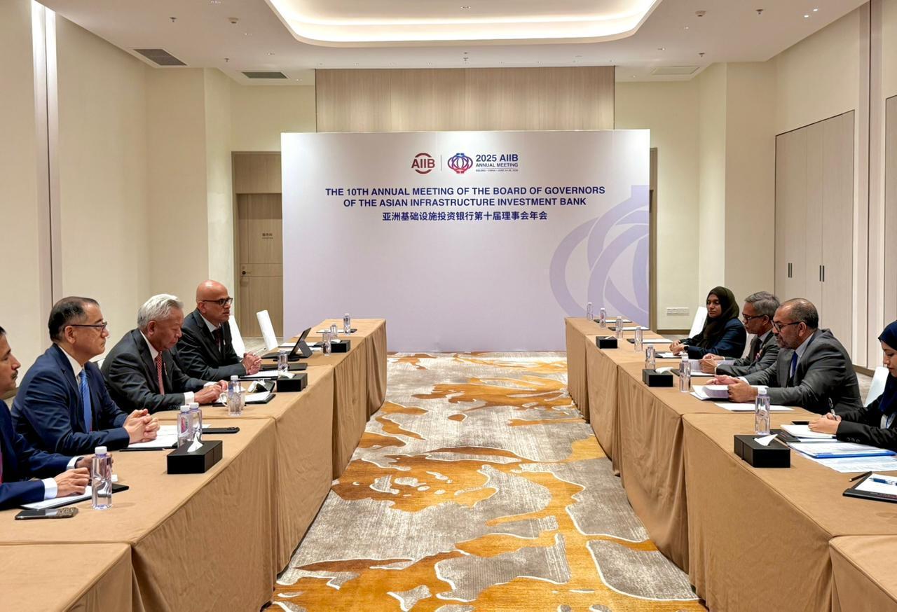 ރާއްޖެއާއި އޭއައިއައިބީ އާ ދެމެދު އޮތް ގުޅުން  އިތުރަށް ހަރުދަނާކުރުމަށް މަޝްވަރާކޮށްފި 