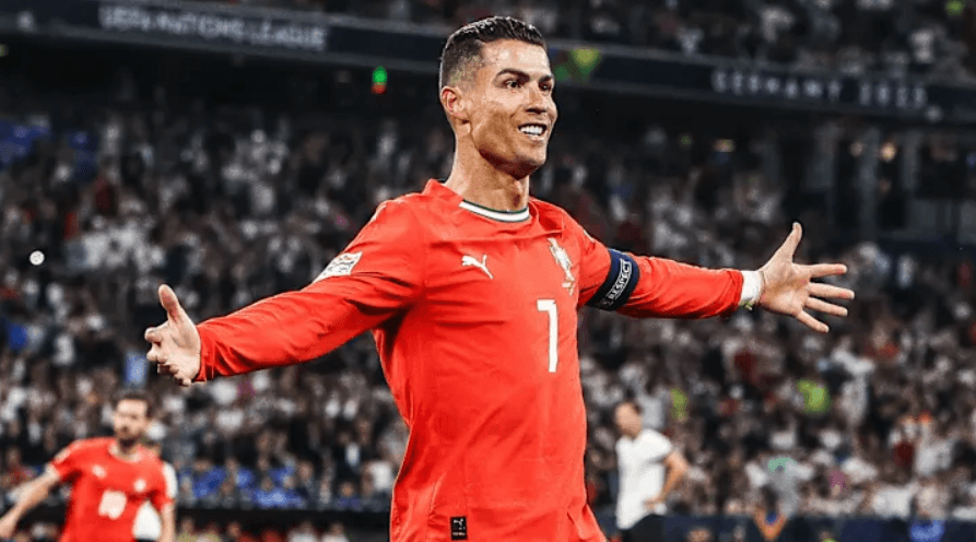 ރޮނާލްޑޯގެ ގޯލާއެކު ފަހަތުން އަރައި ޖަރުމަނުބަލިކޮށް، ޕޯރޗުގަލް ފައިނަލަށް