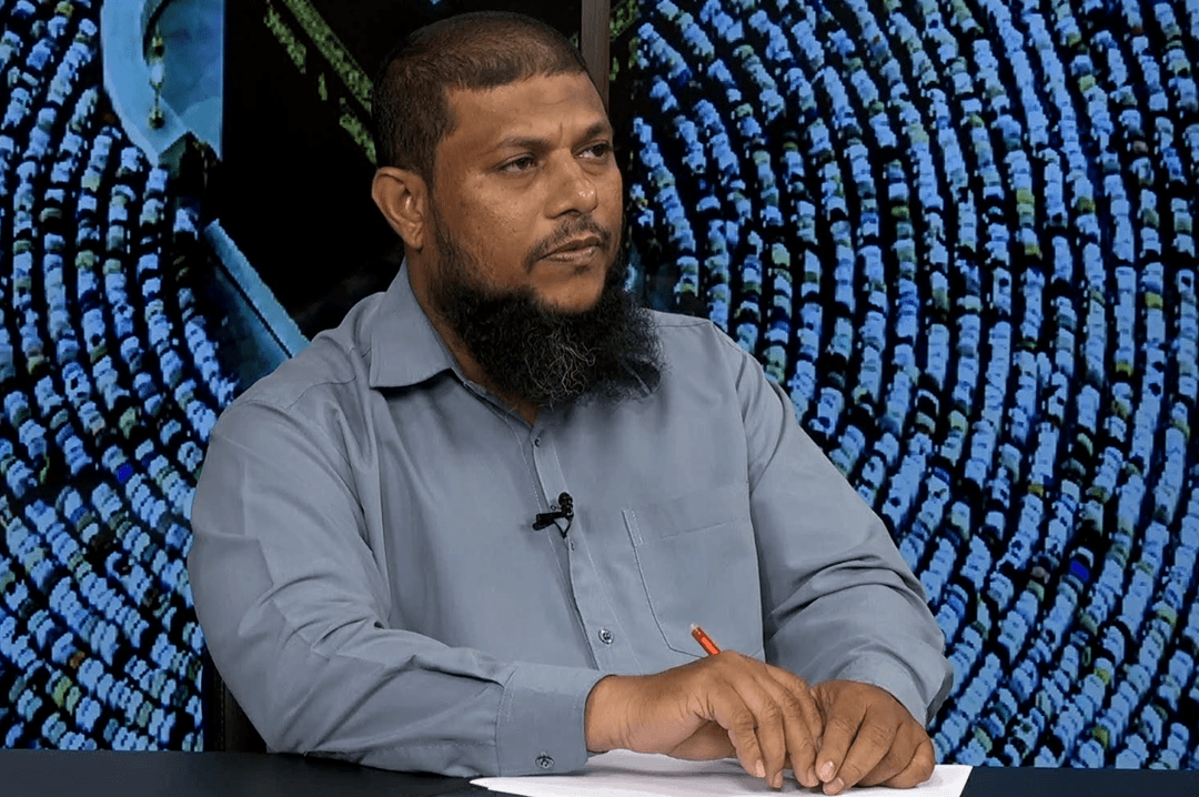 ދަރުމައާއި ސަވާބަށްޓަކައި ލޭ ހަދިޔާކުރުމަށް ޝެއިޚް ނިމާލް  އިލްތިމާސްކުރައްވައިފި