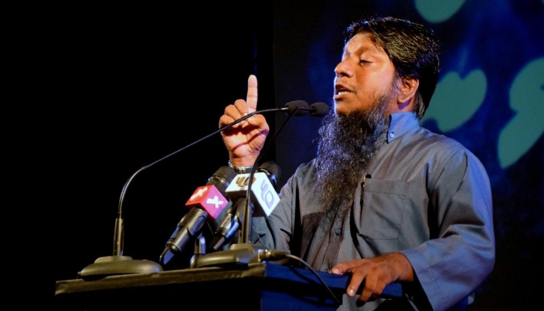މުޅި ރާއްޖޭގައި ޝައިޚު ފަރީދުގެ މައްޗަށް ޣައިބަށް ކަށުނަމާދުކުރަނީ