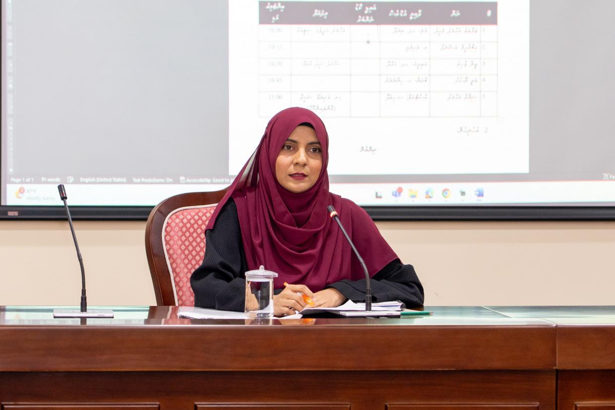 ބްރޯޑްކޮމް އަށް ޒަމްއަތު އައްޔަން ކުރައްވައިފި