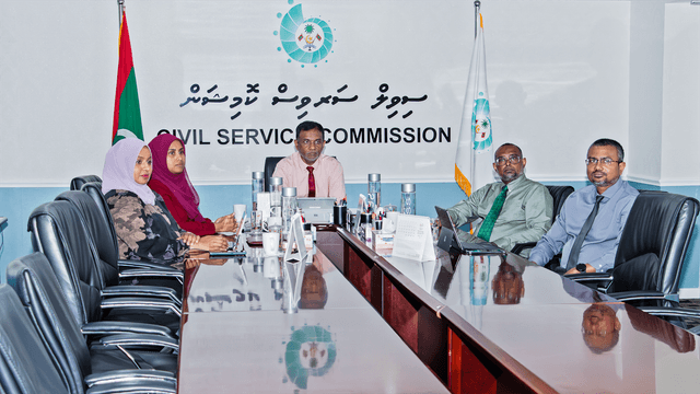 ސިވިލް ސާރވިސް ކޮމިޝަންގެ މެމްބަރު ކަމަށް ކުރިމަތިލުމަށް ހުޅުވާލައިފި 