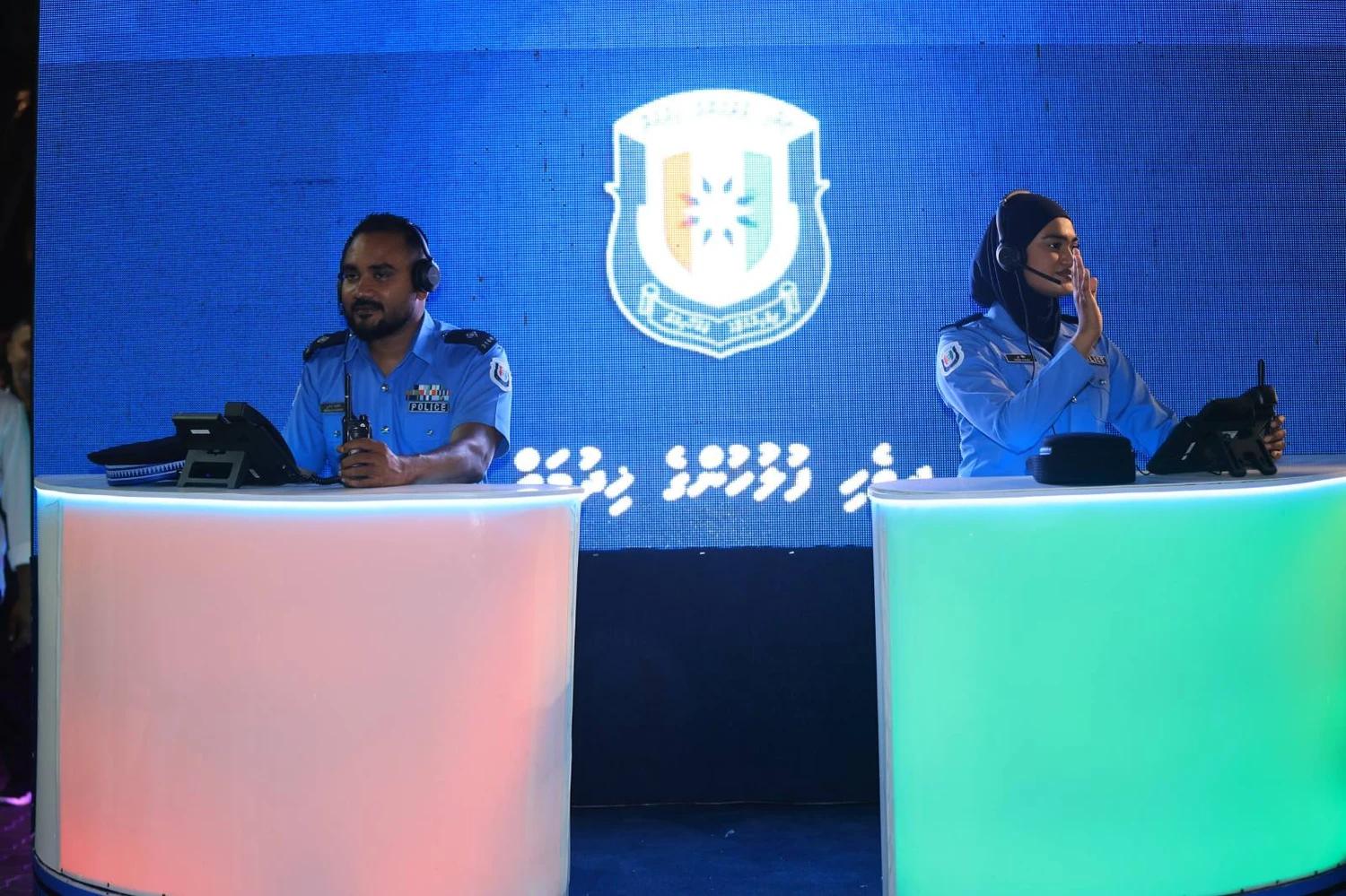 ފުލުހުންގެ ފުޅަނދުން އާއްމުންނަށް ދިނީ އެއްބައިވަންތަކަމާއި ރައްކާތެރިކަމުގެ މެސެޖުތައް