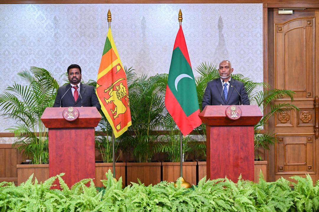 ލަންކާގެ އިޤްތިޞާދަށް ކުރިމަތިވެފައިވާ ގޮންޖެހުންތައް ޙައްލުކުރެއްވުމަށް އަޅުއްވާ ފިޔަވަޅުތަކަށް ތައުރީފް