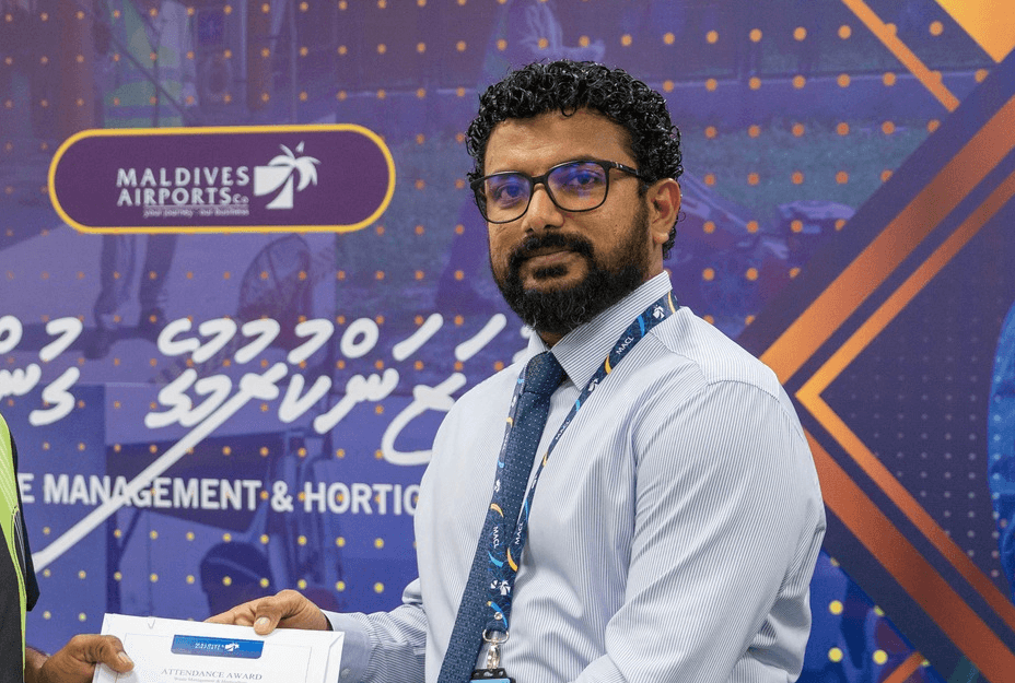 ދޮގު މައުލޫމާތު ފަތުރަނީ ރައީސް ގެންނަވާ ތަރައްޤީ ބަލައިނުގަނެވި އަގު ވައްޓާލަން:  ލަމްއާން 